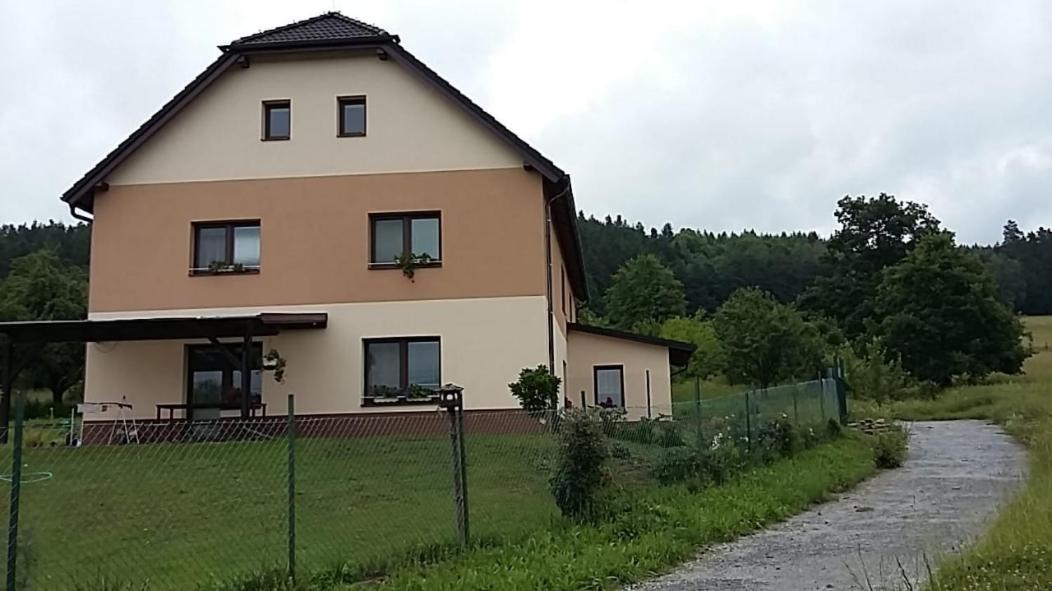 Apartman L M Kájov Екстериор снимка