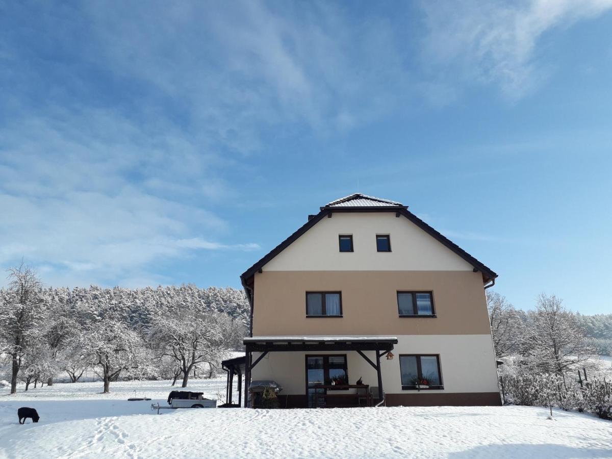 Apartman L M Kájov Екстериор снимка
