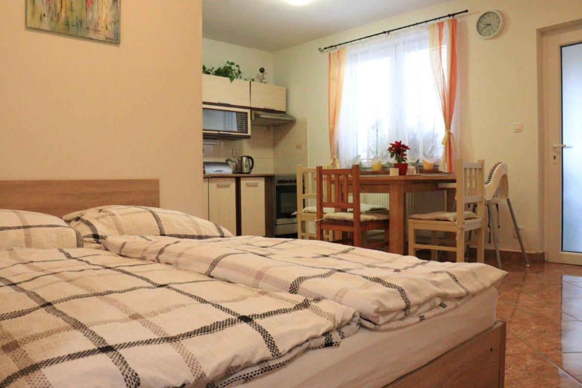 Apartman L M Kájov Екстериор снимка