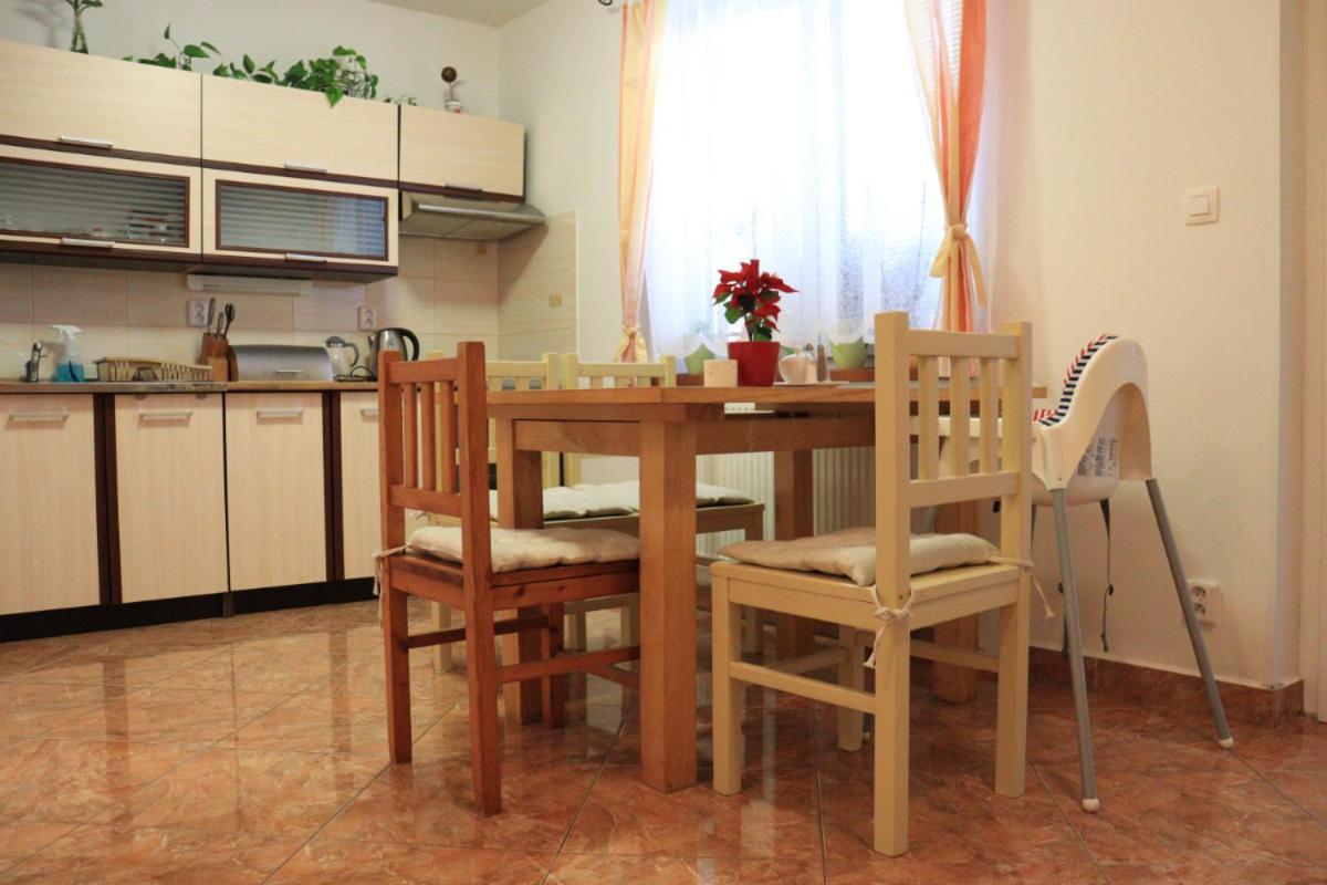 Apartman L M Kájov Екстериор снимка